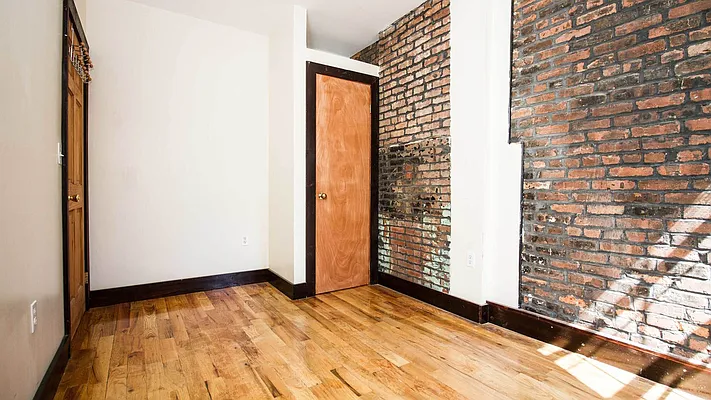 Rented by Nooklyn NYC LLC | media 27