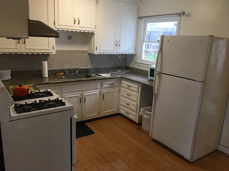 Brian Rd — Photo 5