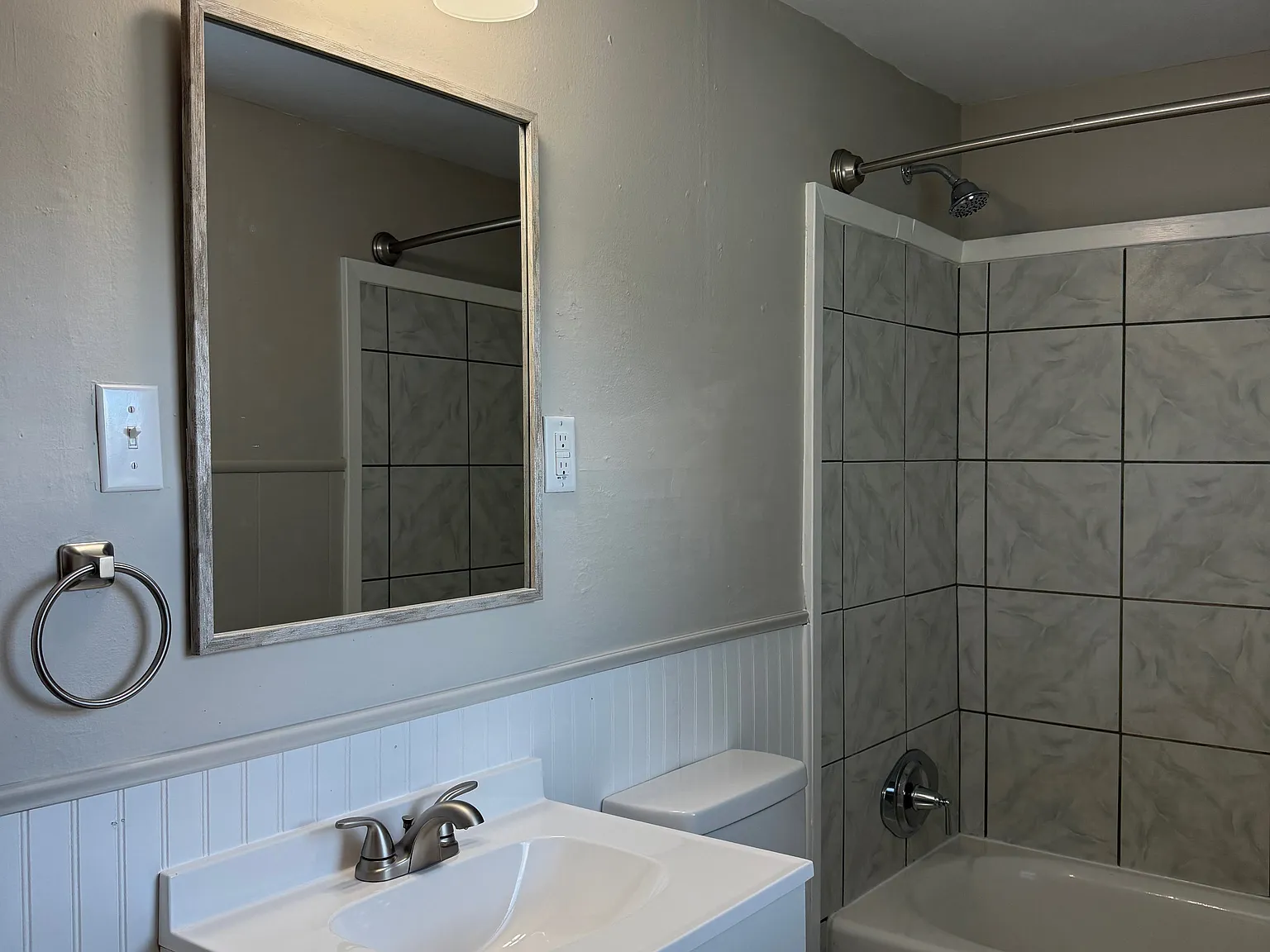 2 bed, $800 — Photo 3