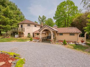 582 New Haven Rd SE, Floyd, VA 24091