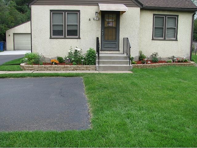 1st image of 1645 Frost Ave