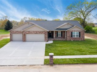 409 Marbleton Cir, O'Fallon, IL 62269