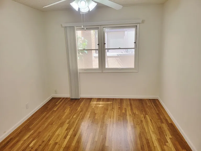 1040 E Ocean Blvd #5 — Photo 7