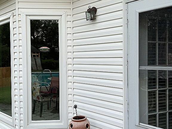 Breakfast Bay Window