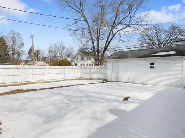 1622 Wilber St, South Bend, IN 46628