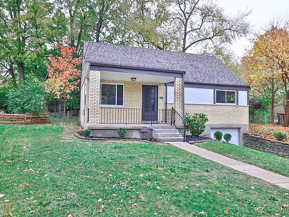 2nd image of 1076 Morado Dr
