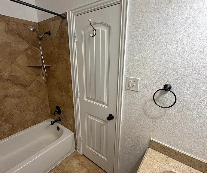 2nd bathroom