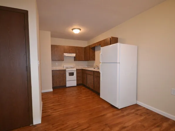Creighton Apartments