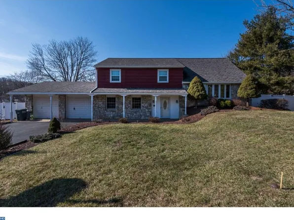 715 Springhill Ave, Langhorne, PA 19053