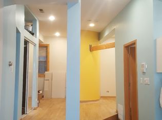 940 N Damen Ave APT 1F, Chicago, IL 60622