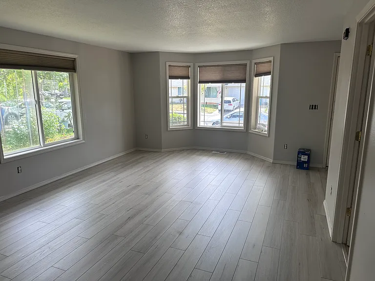 1409 SE 4th Ave — Photo 6