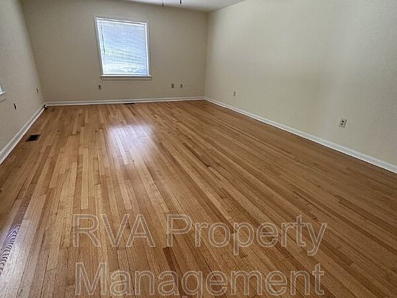 5th image of 12070 Karen Dr