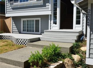 26224 Barrett Rd NE, Kingston, WA 98346