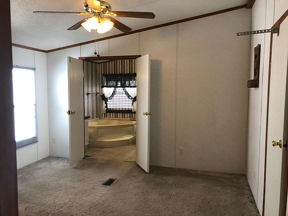 5th image of 1800 W 7th St Trlr 42
