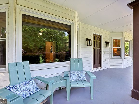 3rd image of 2318 Echols Rd