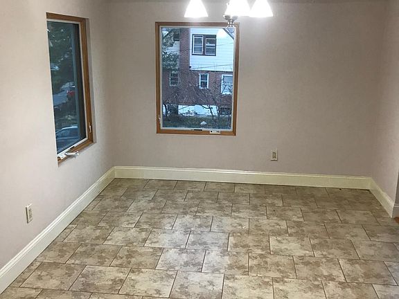 2nd image of 15906 84th Ave