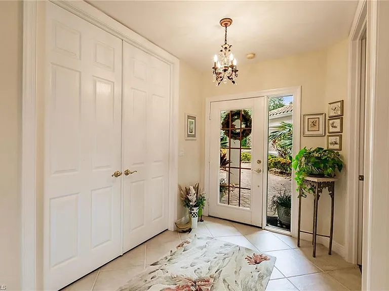 3910 Deer Crossing Ct #1 — Photo 6