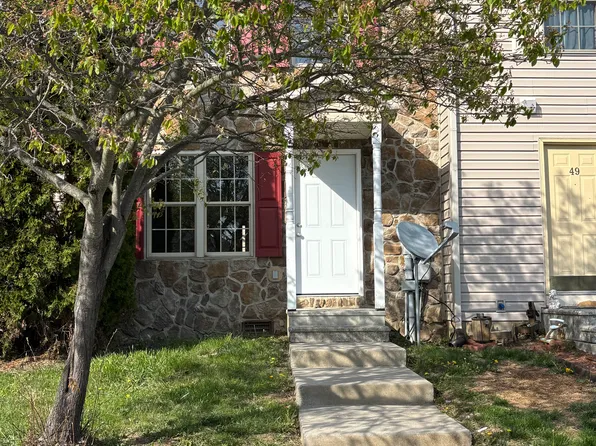 45 Ephesians Ct, Inwood, WV 25428