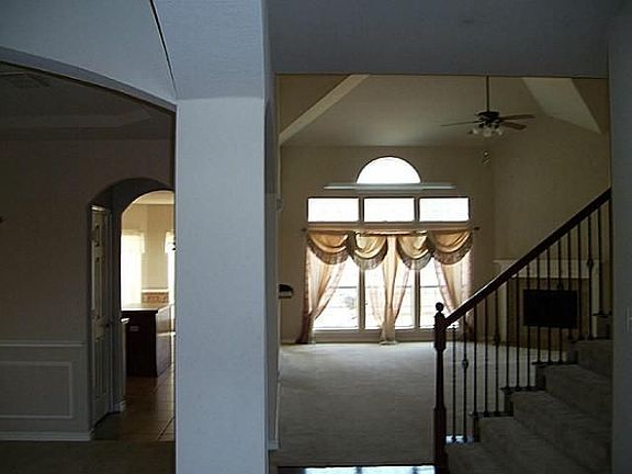 3rd image of 301 Crescent Creek Ln