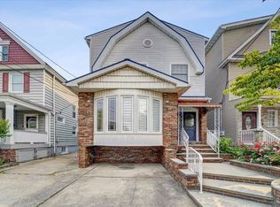 21 W 37th St #2, Bayonne, NJ 07002