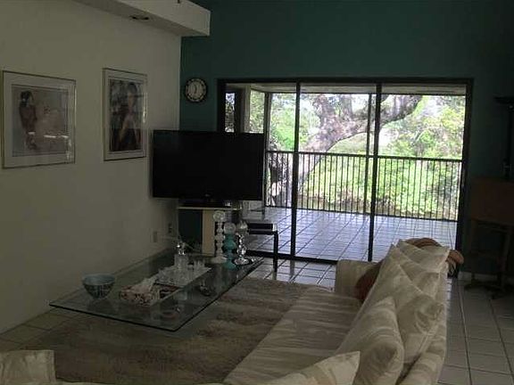 5th image of 3311 Water Oak Dr