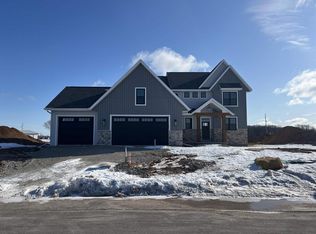 N9284 Cassandra Way, Appleton, WI 54915