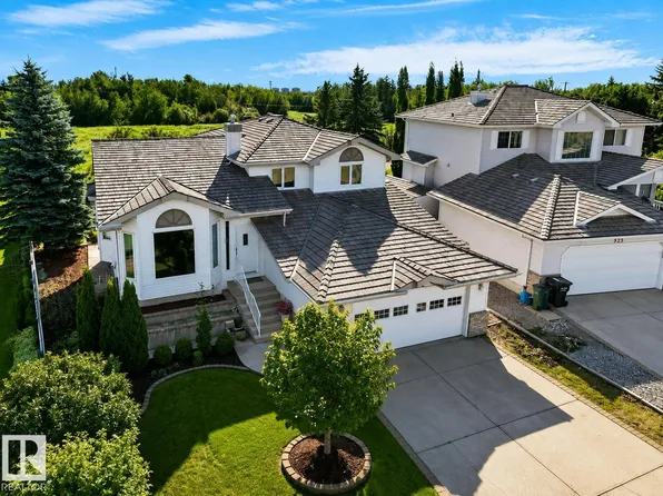535 Pardee Bay NW, Edmonton, AB T5T 5Y9
