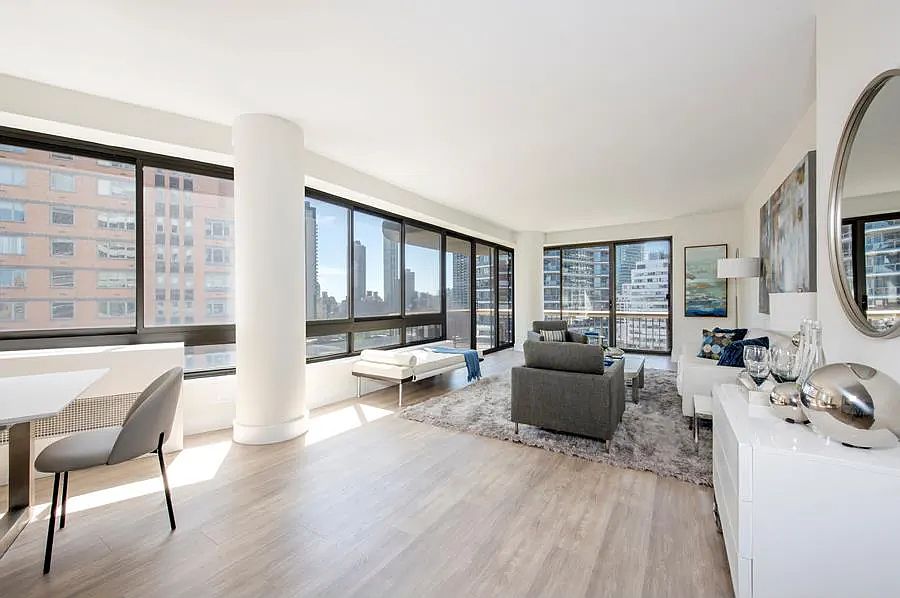 1st image of 167 E 61st St APT 17A