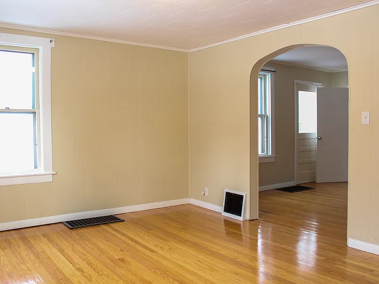 23 Pearl St #1 — Photo 16