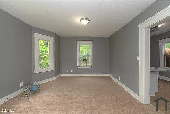 3337 E 143rd St — Photo 20