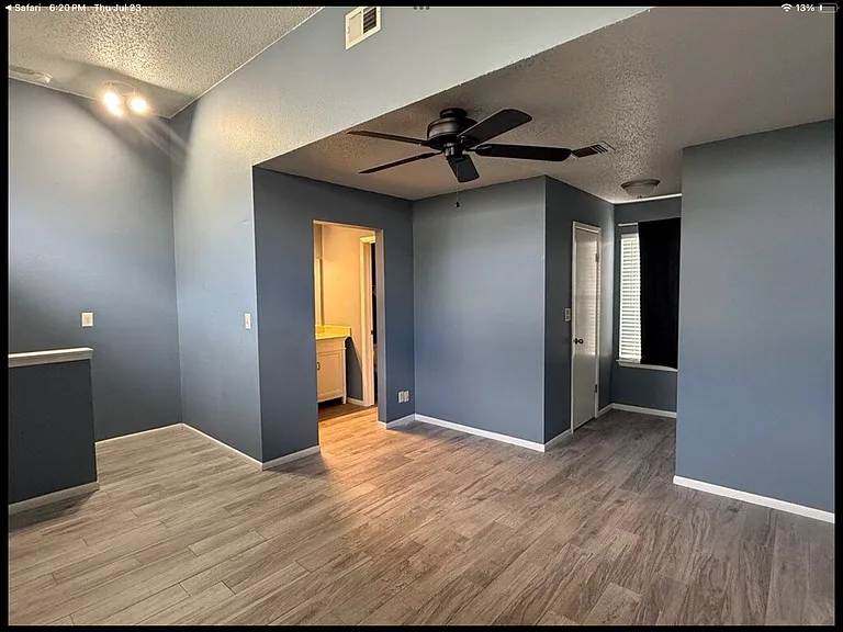 302 Saint Andrews St #105D — Photo 17