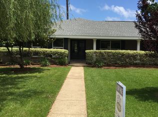 26 Bayou View Dr, Gulfport, MS 39507