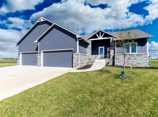 1518 N Cattail Ct, Andover, KS 67002