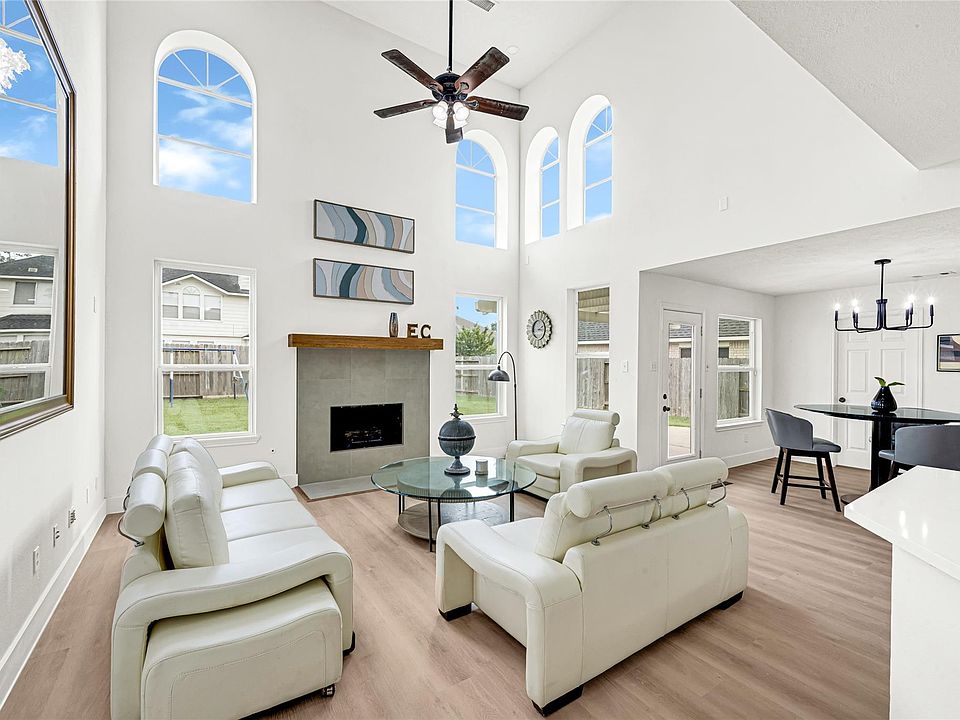 1st image of 13607 Clareton Ln