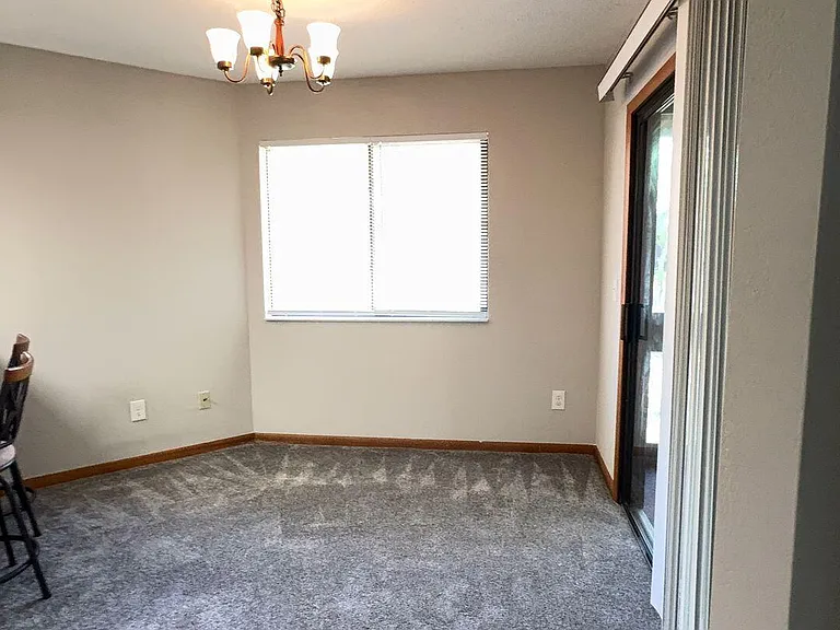 2 Pine Hurst Pl — Photo 8