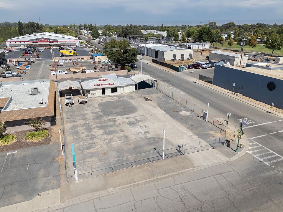 1st image of 33 E Gridley Rd