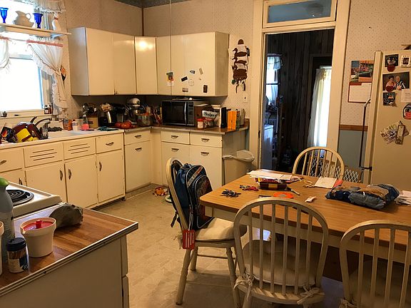 5th image of 183 Washburn St