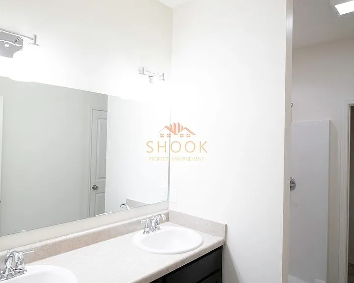2879 Poinciana Dr — Photo 11