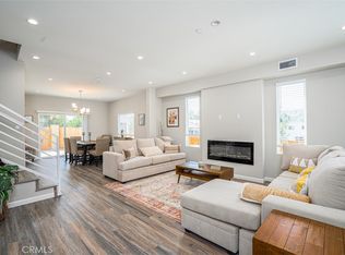 7028 Valmont St #B, Tujunga, CA 91042