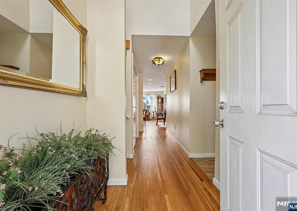 1st image of 411 Heights Drive #8