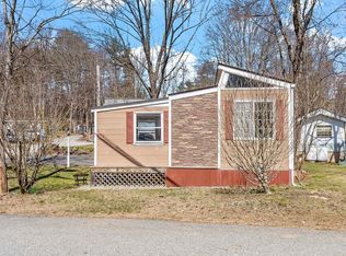 23 Grandmas Ln, Danville, NH 03819