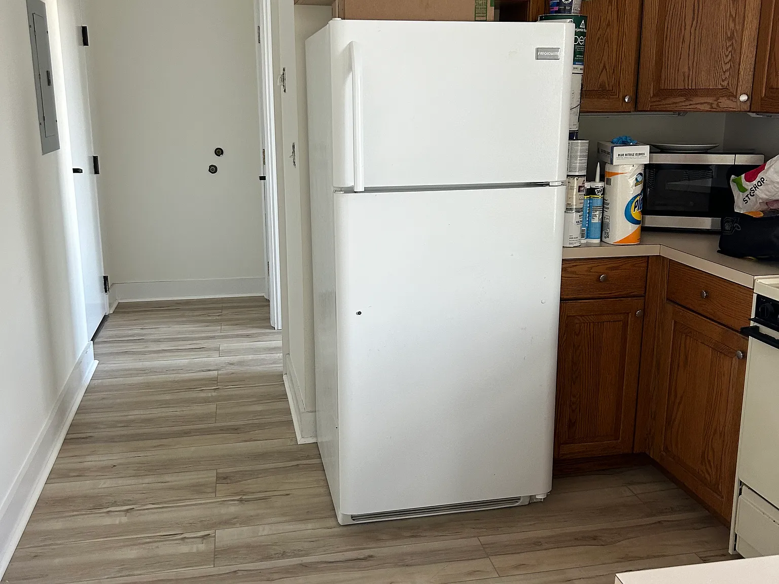 Studio, 650 sqft, $1,700 — Photo 3
