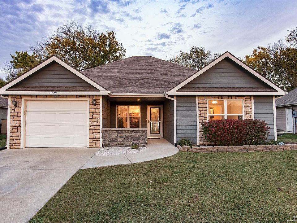 1st image of 3029 Stone Creek Ct