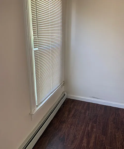 35 Pleasant St #1R — Photo 8