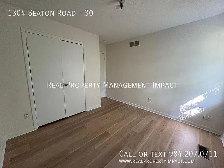 1304 Seaton Rd #30 — Photo 40