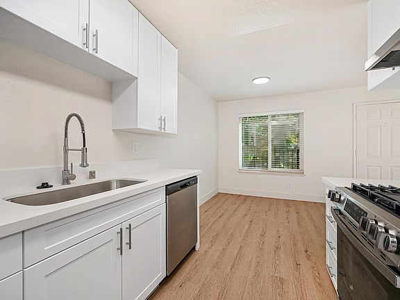 2nd image of 2800 Braden Ave APT 161