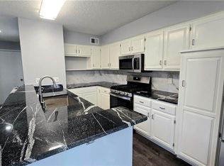 15416 Floyd St, Overland Park, KS 66223