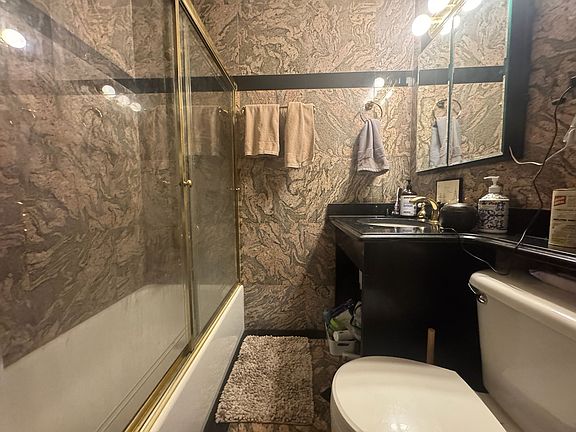 4th image of 285 3rd Ave #1