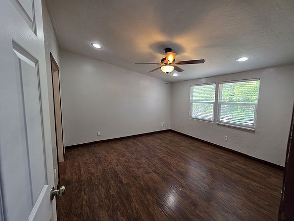 4th image of 4020 Wapiti Way #37