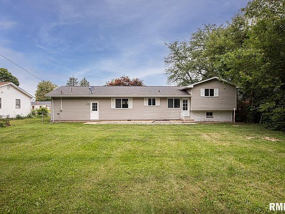 2nd image of 1534 W Woodside Dr